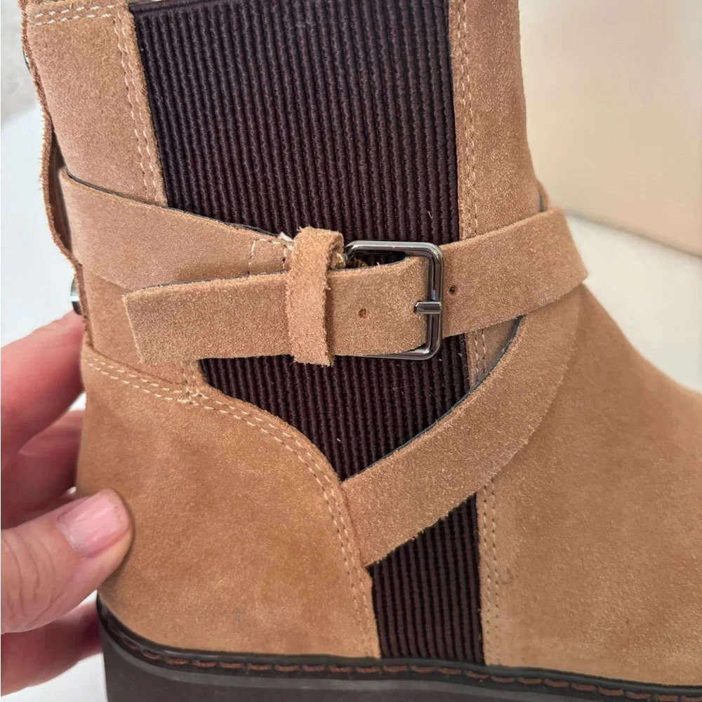 DONALD PLINER Tan Suede Ankle Boots Size 6.5